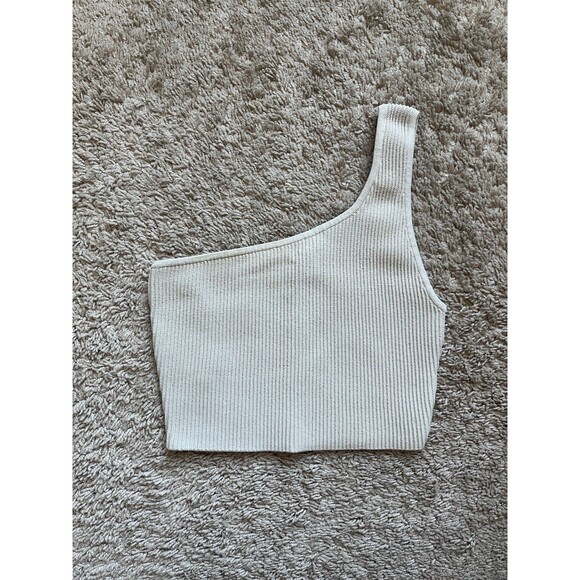Babaton Tops - Babaton Aritzia Sculpt Knit One-Shoulder Cropped Tank in Matte Pearl Size SMALL